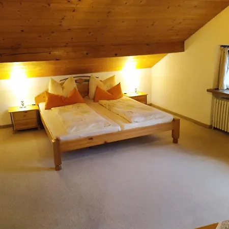 Gaestehaus Banik Pensión 3*