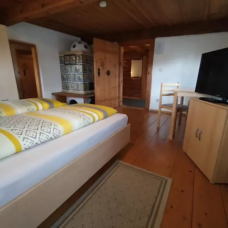 Gaestehaus Banik Pensión Seeon-Seebruck