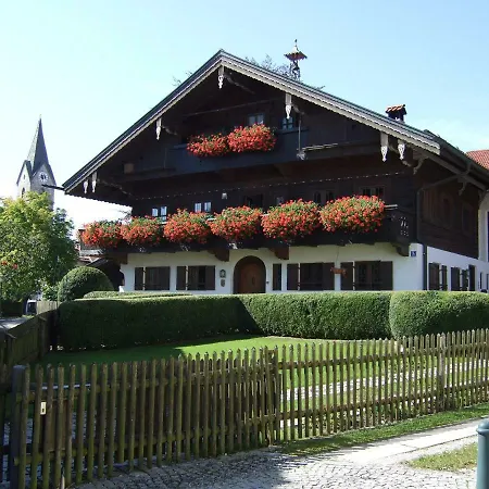 Gaestehaus Banik * Seeon-Seebruck